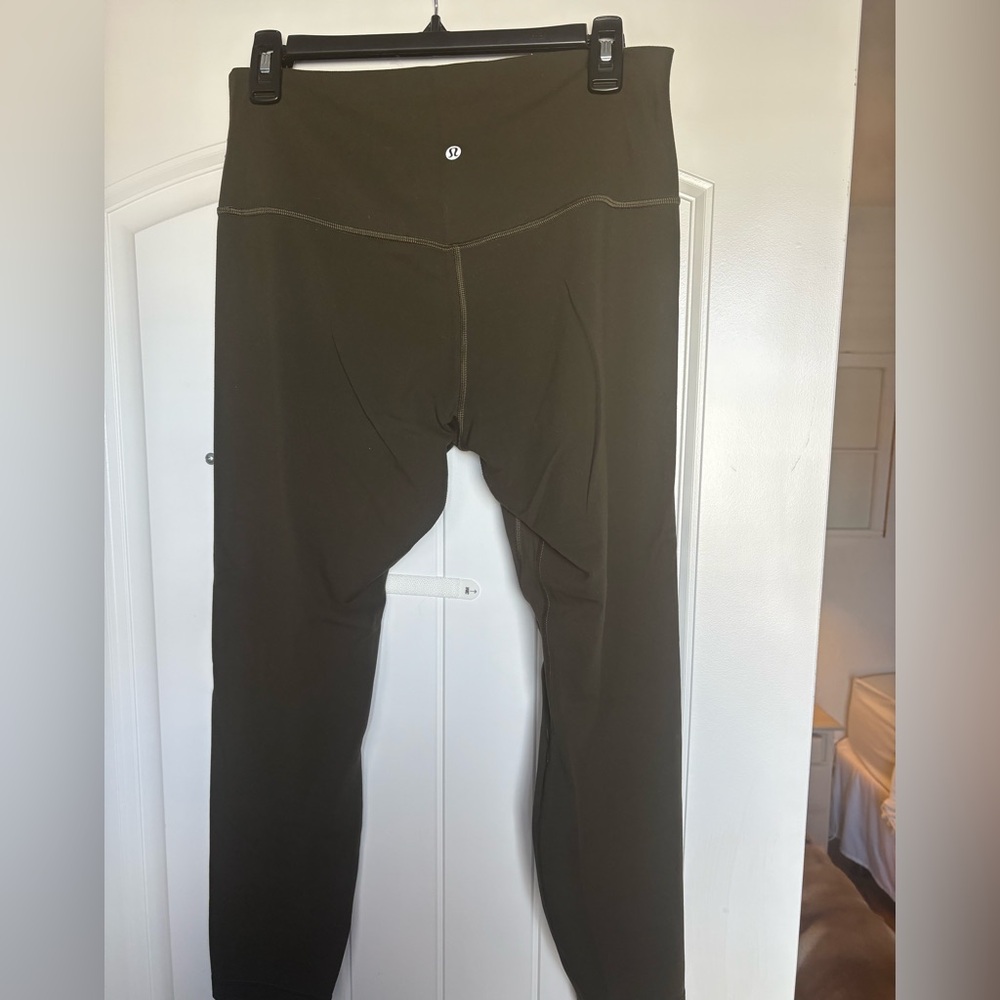 Lululemon align 25” size 12